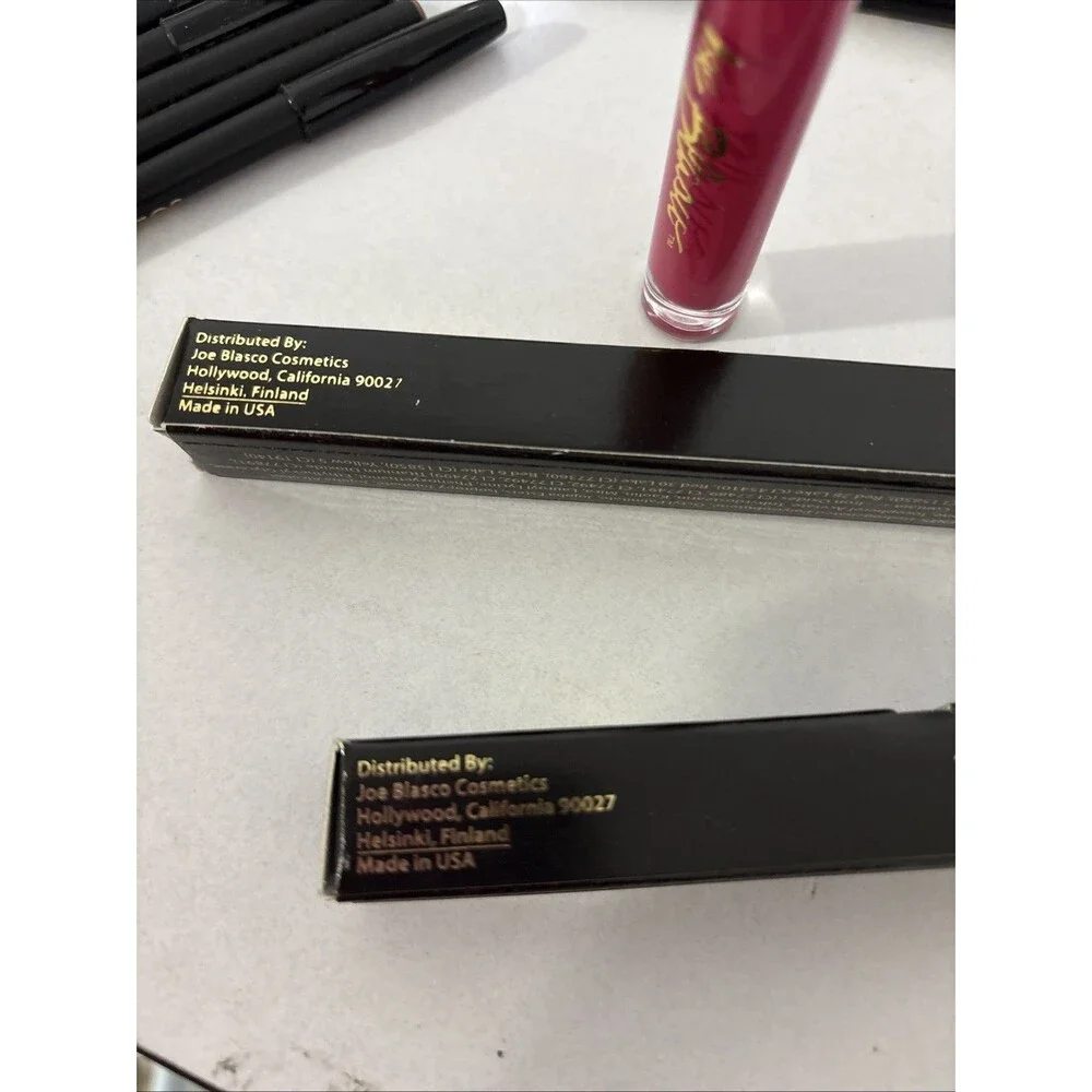 Joe Blasco Lip Glaz‎ Lip Gloss New In Box Pink Naughty Color.